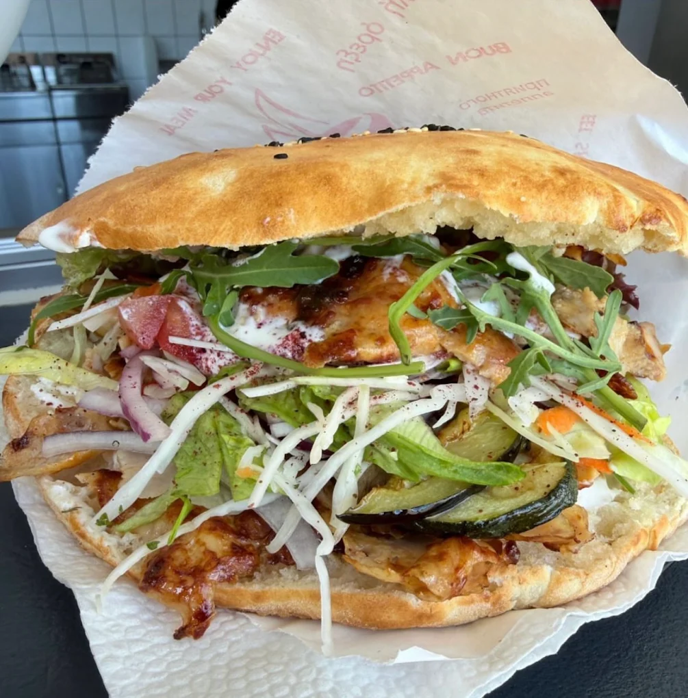 Frisch belegter Döner